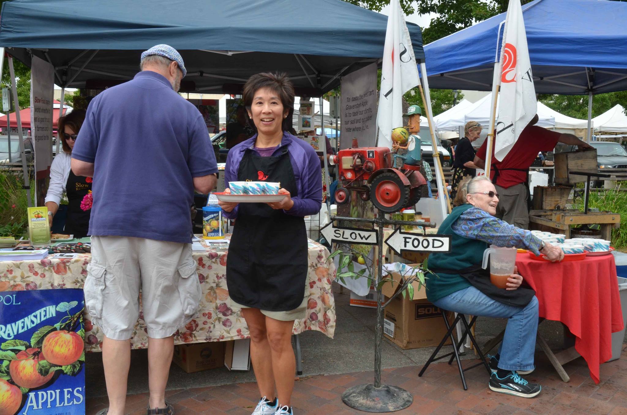 Apple Press at the Sebastopol Farmers Market