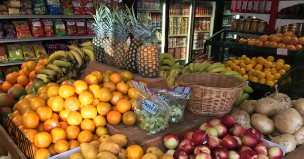 Tienda Y Panaderia Iniguez