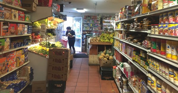 Tienda Y Panaderia Iniguez