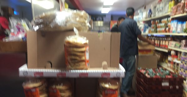 Tienda Y Panaderia Iniguez